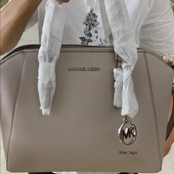 Michael Kors Ciara Large Top Zip Satchel - Picture 4 of 14